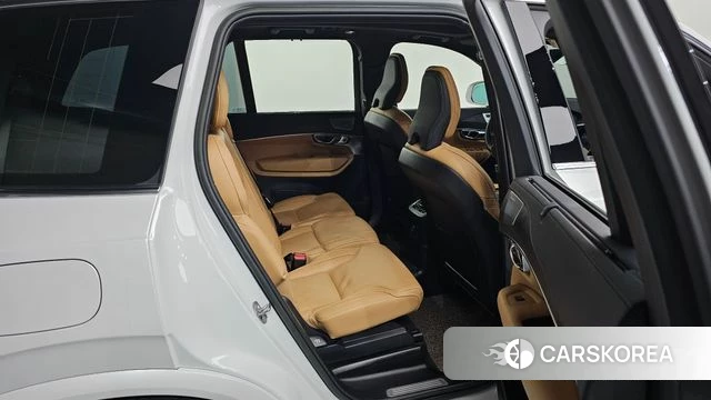 Volvo XC90 second Generation 2023 Белый из Кореи, фото 3