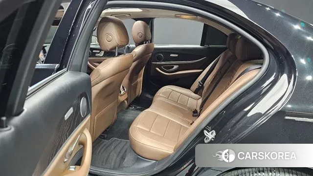 Mercedes-Benz E-Class W213 2020 Черный из Кореи, фото 3