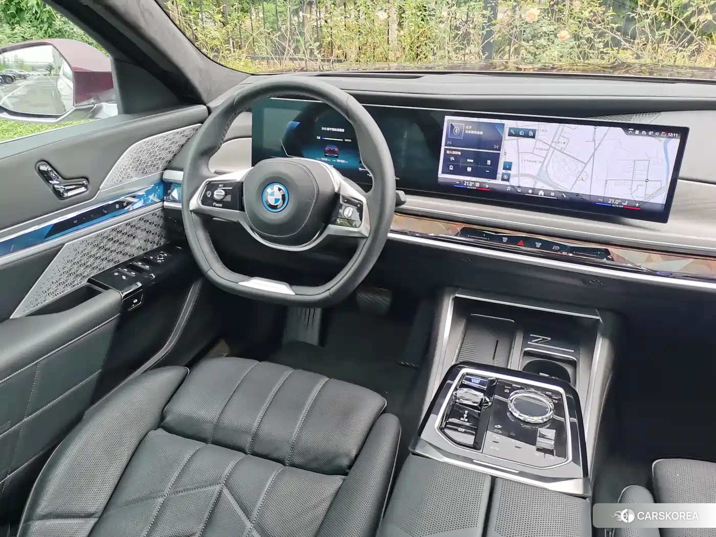 BMW i7 2024 Red/purple из Китая, фото 4