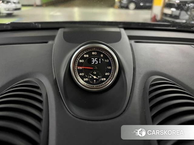 Porsche 718 Boxster 2018 Черный из Кореи, фото 3