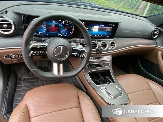 Mercedes-Benz E-class 2021 Черный из Китая, фото 3