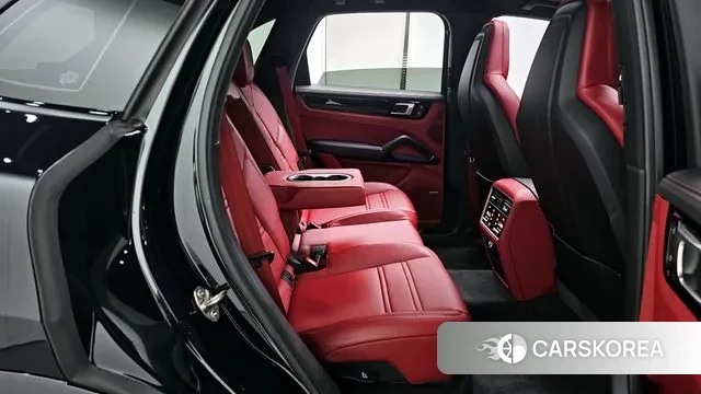 Porsche Cayenne (PO536) 2022 Черный из Кореи, фото 3