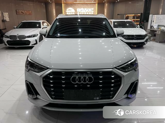 Audi Q3 2023 Белый из Китая, фото 3