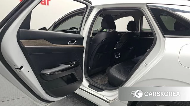 Kia K5 3rd generation 2022 Белый из Кореи, фото 3
