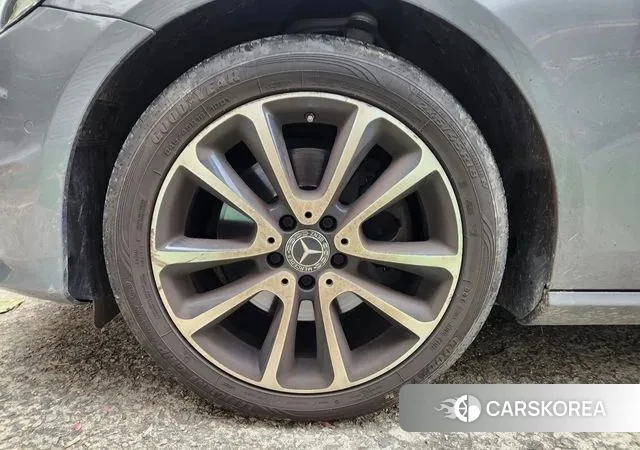 Mercedes-Benz E-Class W213 2020 Серый из Кореи, фото 3