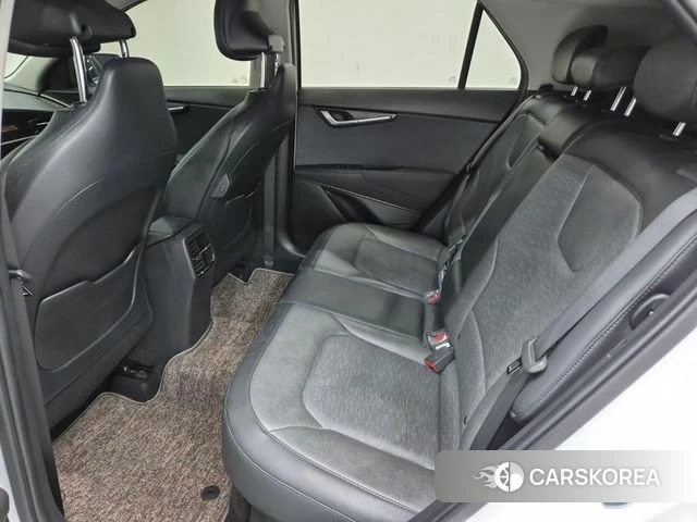 Kia Di Ol Nu Niro 2022 Белый из Кореи, фото 3
