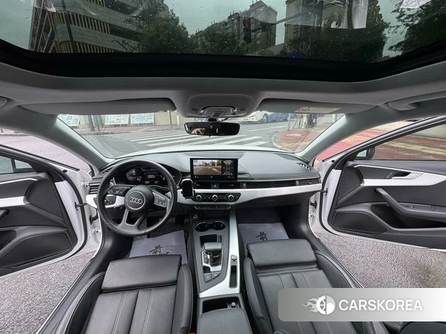 Audi A4L 2021 Белый из Китая, фото 3