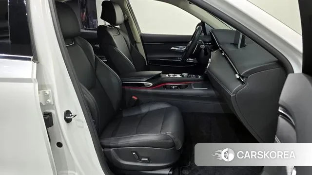 Genesis GV70 2023 Белый из Кореи, фото 3