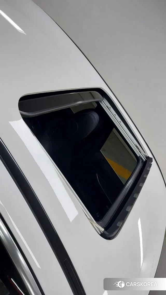 Mercedes-Benz E-Class W213 2023 Белый из Кореи, фото 3