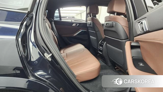 BMW X6 (G06) 2025 Черный из Кореи, фото 3
