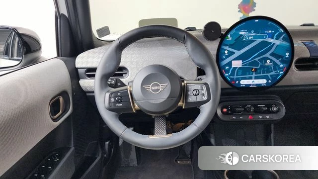 Mini Cooper S 4th Generation 2024 Белый из Кореи, фото 3