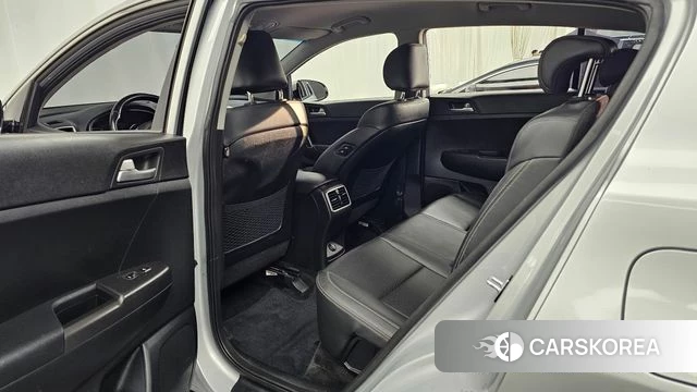 Kia Sportage The Bold 2019 Серебряный из Кореи, фото 3
