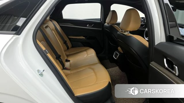 Kia K5 3rd generation 2021 Белый из Кореи, фото 3