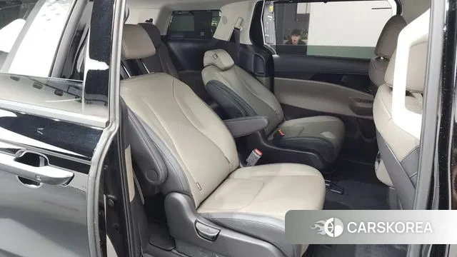 Kia The New Carnival 4th Generation 2024 Черный из Кореи, фото 3