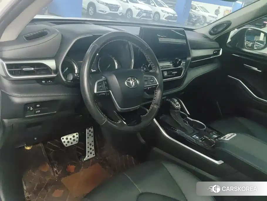 Toyota Highlander 2022 Белый из Китая, фото 3