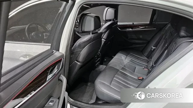 BMW 5 Series (G30) 2022 Белый из Кореи, фото 3