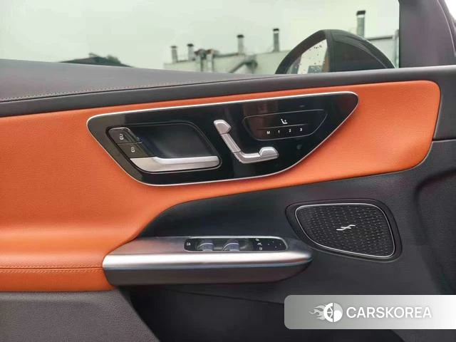 Mercedes-Benz GLC 2025 Черный из Китая, фото 3