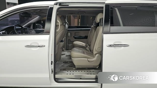 Kia The New Carnival 2018 Белый из Кореи, фото 3