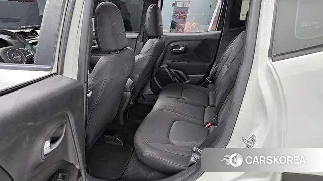 Jeep Renegade 2021 Белый из Кореи, фото 3