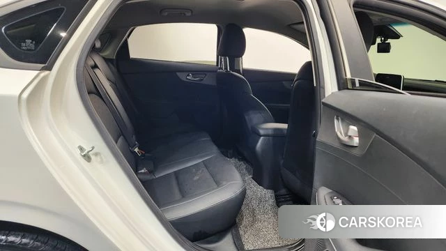 Kia Come New K3 2021 Белый из Кореи, фото 3