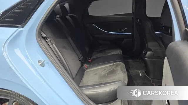 Hyundai Avante (CN7) 2022 Небесно-голубой из Кореи, фото 3