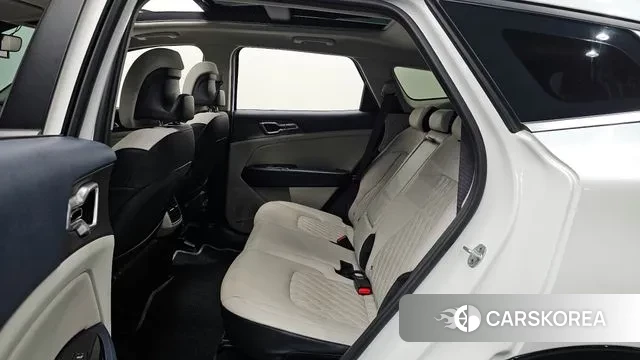 Kia Sportage 5th Generation 2022 Белый из Кореи, фото 3