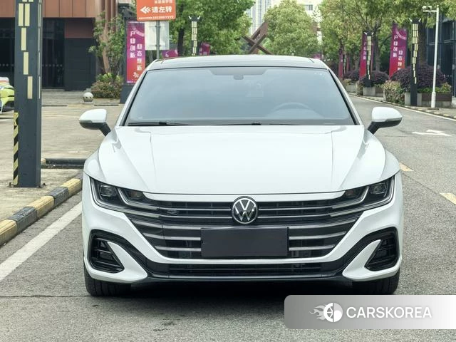 Volkswagen CC 2025 Белый из Китая, фото 3