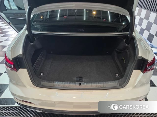Audi A6 (C8) 2020 Белый из Кореи, фото 3