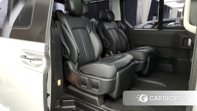 Hyundai Staria 2021 Белый из Кореи, фото 3