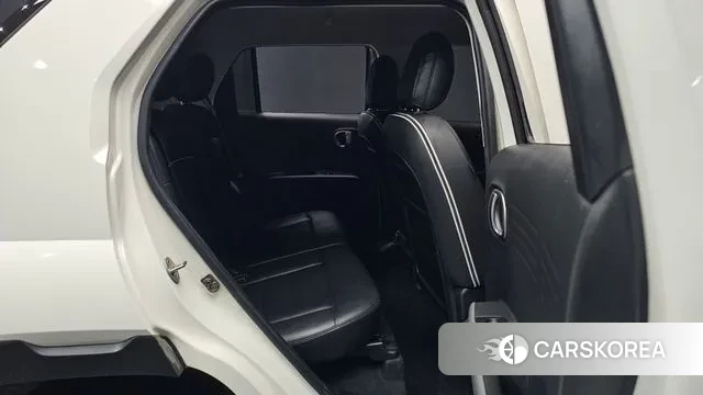 Hyundai Casper 2023 Белый из Кореи, фото 3