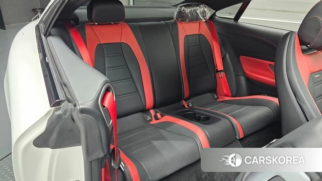 Mercedes-Benz E-Class W213 2023 Белый из Кореи, фото 3