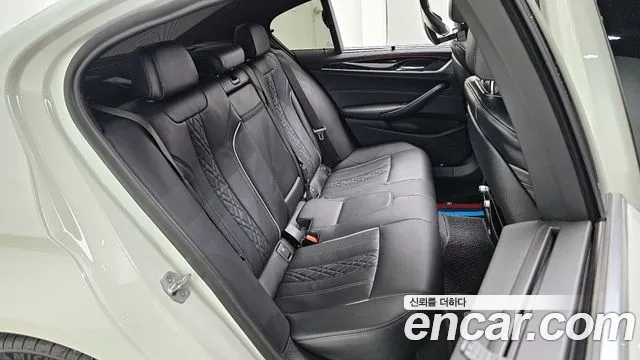 BMW 5 Series (G30) id 2687882 из Кореи 3