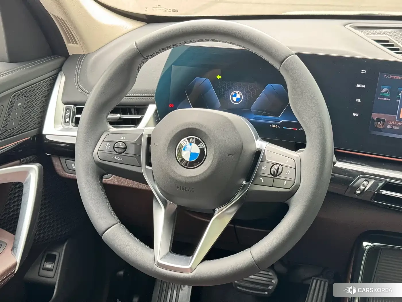 BMW X1 2024 Белый из Китая, фото 3