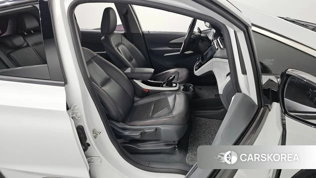 Chevrolet (GM Daewoo) Bolt EV 2019 Белый из Кореи, фото 3