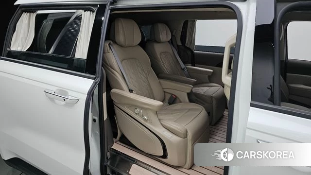 Kia Carnival 4th generation 2023 Белый из Кореи, фото 3