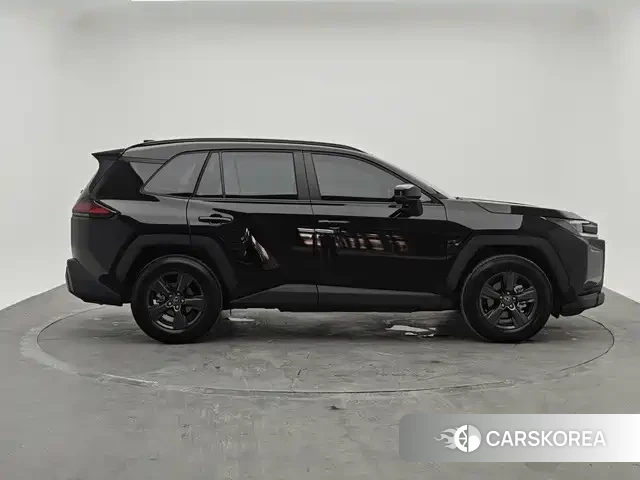 Toyota RAV4 2026 Черный из Китая, фото 3