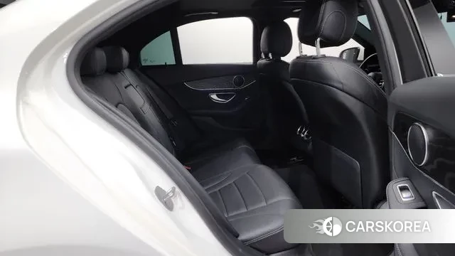 Mercedes-Benz C-Class W205 2019 Белый из Кореи, фото 3