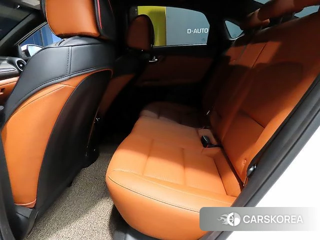 Kia The New K3 2nd generation 2022 Белый из Кореи, фото 3