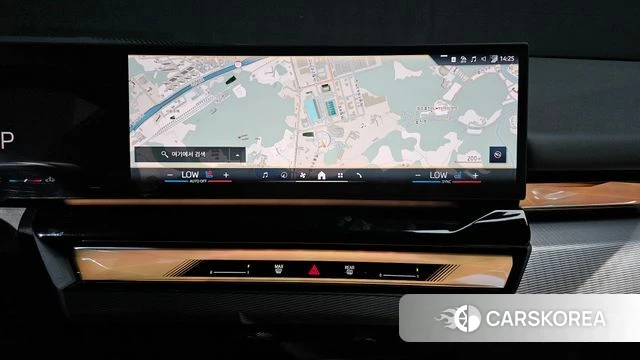 BMW 5 Series (G60) 2025 Серый из Кореи, фото 3