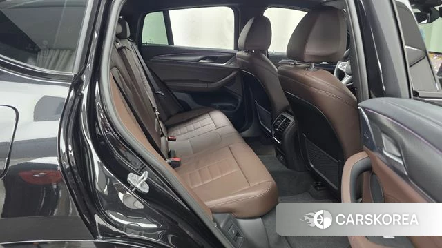 BMW X4 (G02) 2025 Черный из Кореи, фото 3