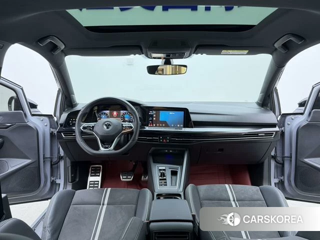 Volkswagen Golf 2023 Темно-серый из Китая, фото 3