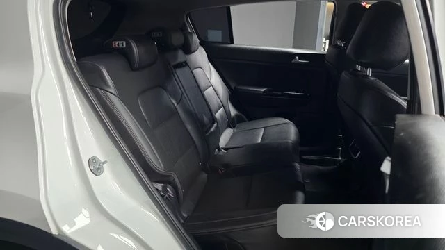 Kia Sportage 4th Generation 2018 Белый из Кореи, фото 3