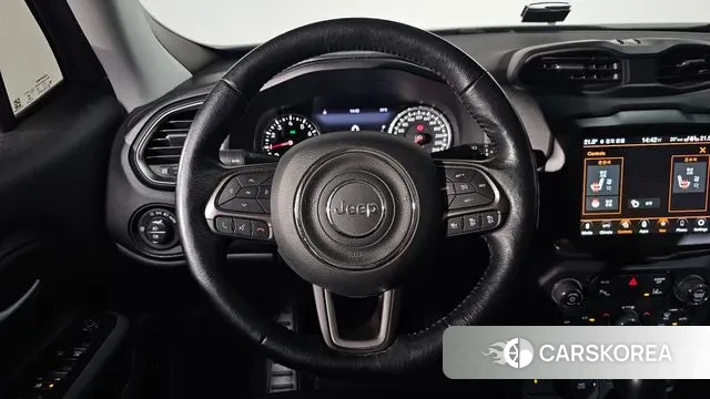 Jeep Renegade id 3281483 из Кореи 3