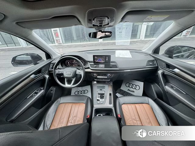Audi Q5L 2021 Черный из Китая, фото 3