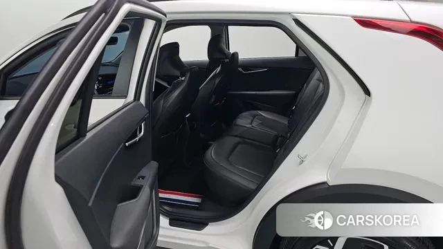 Kia Di All New Niro EV 2023 Белый из Кореи, фото 3