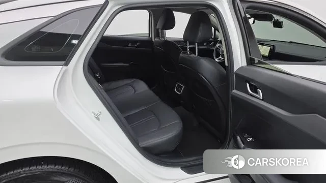 Kia K5 Hybrid 3rd Generation 2023 Белый из Кореи, фото 3