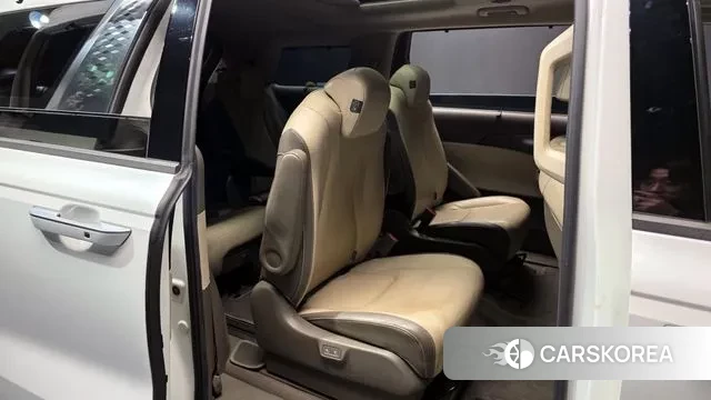 Kia Carnival 4th generation 2020 Белый из Кореи, фото 3