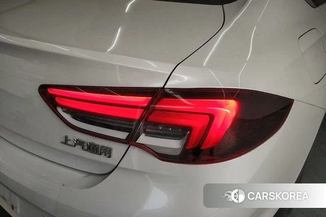 Buick Regal 2024 Белый из Китая, фото 3