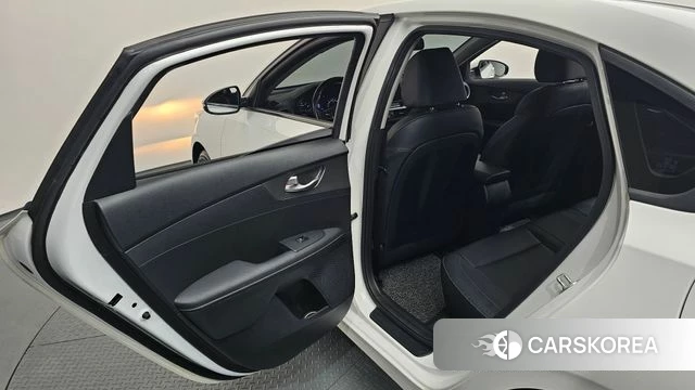 Kia Come New K3 2018 Белый из Кореи, фото 3