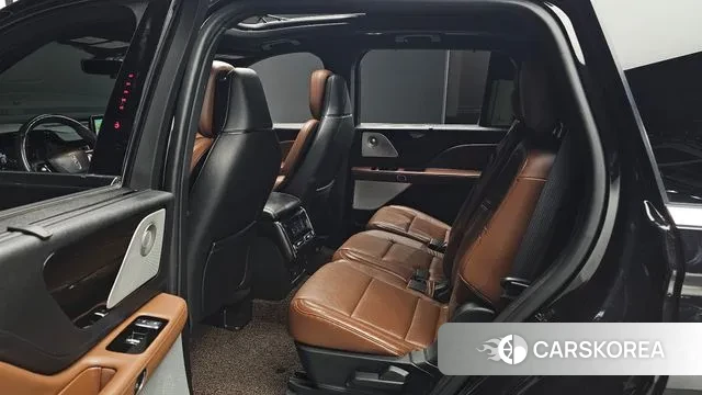 Lincoln Aviator 2nd generation 2021 Черный из Кореи, фото 3